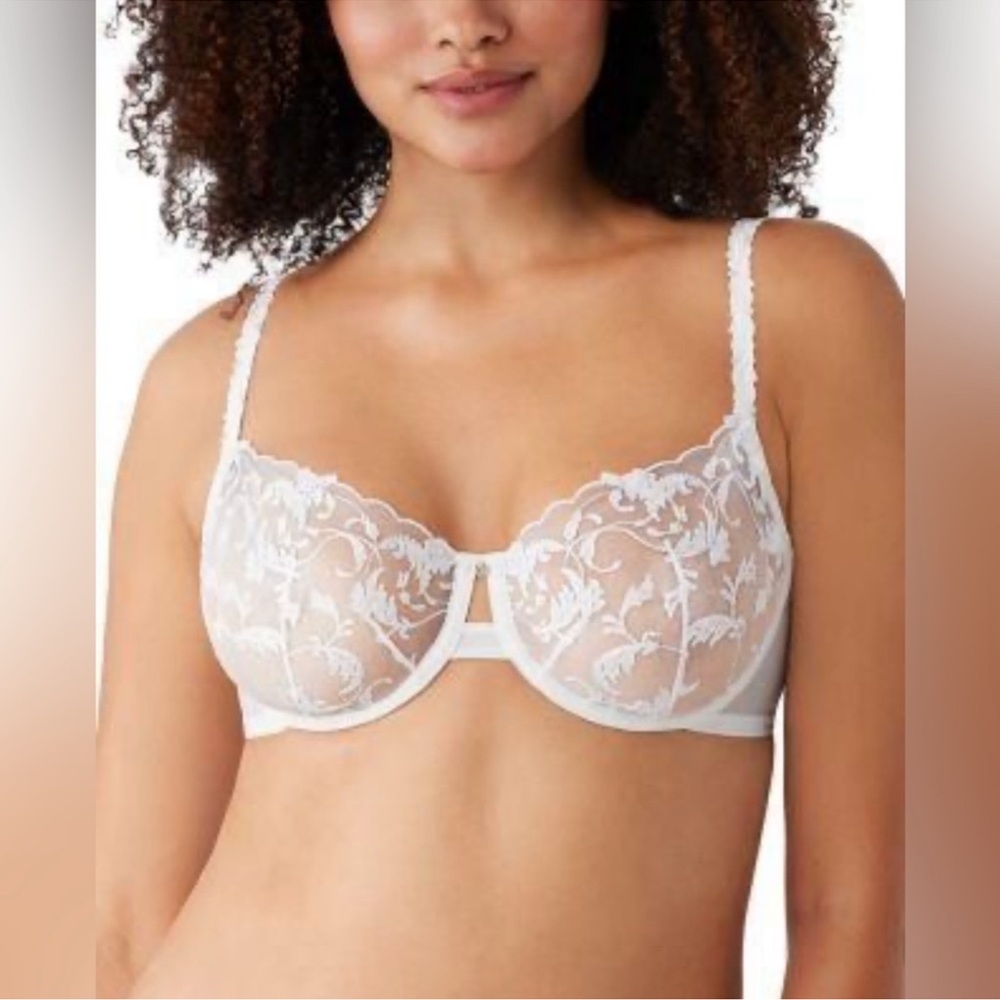 Wacoal White Lace Underwire Bra